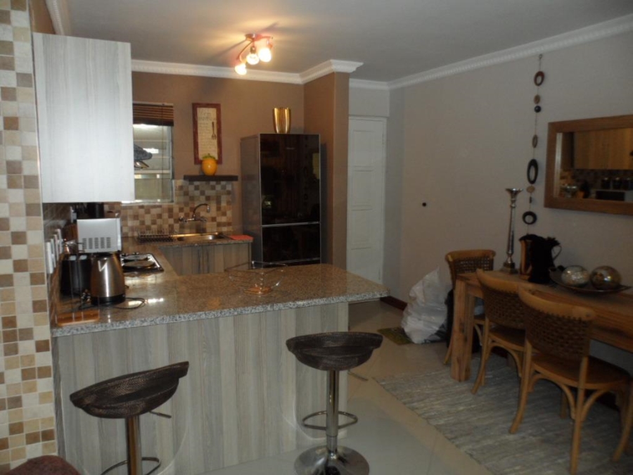 To Let 2 Bedroom Property for Rent in Morningside Gauteng