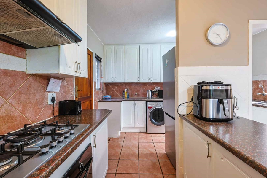 3 Bedroom Property for Sale in Woodhill Estate Gauteng