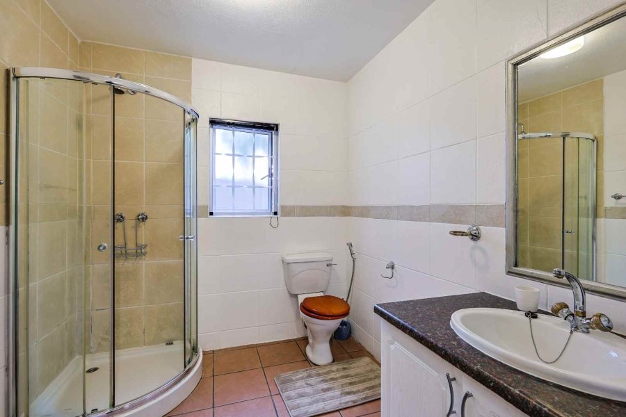3 Bedroom Property for Sale in Woodhill Estate Gauteng