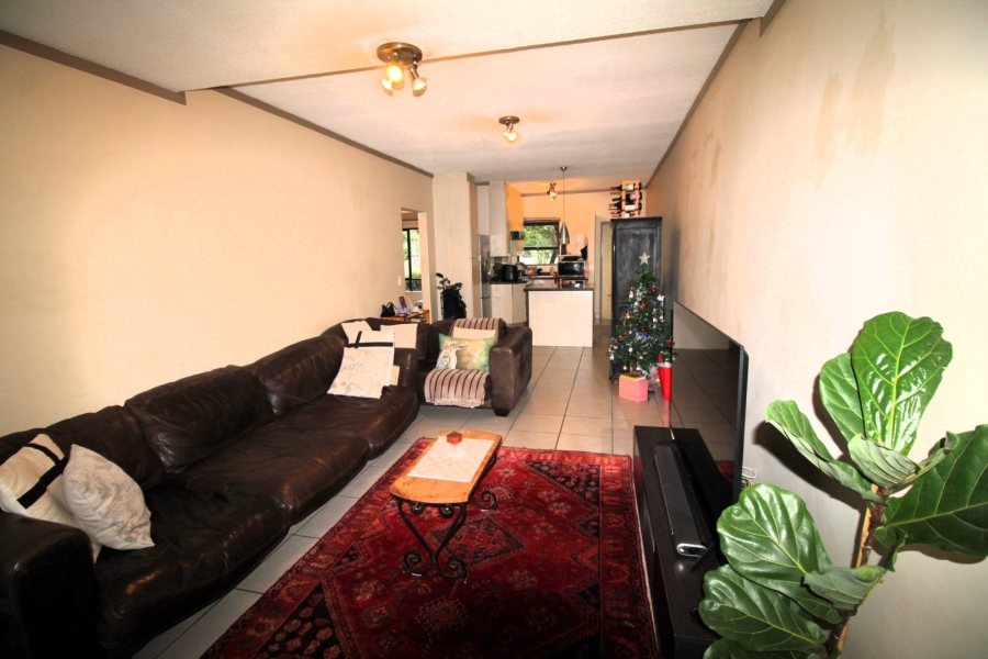 To Let 2 Bedroom Property for Rent in Lonehill Gauteng