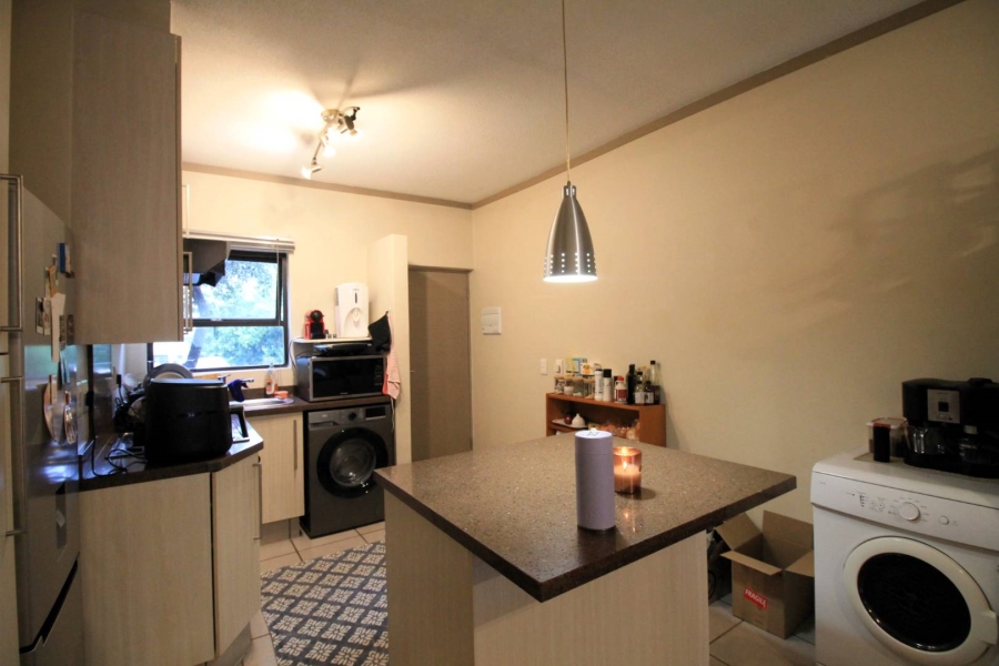 To Let 2 Bedroom Property for Rent in Lonehill Gauteng