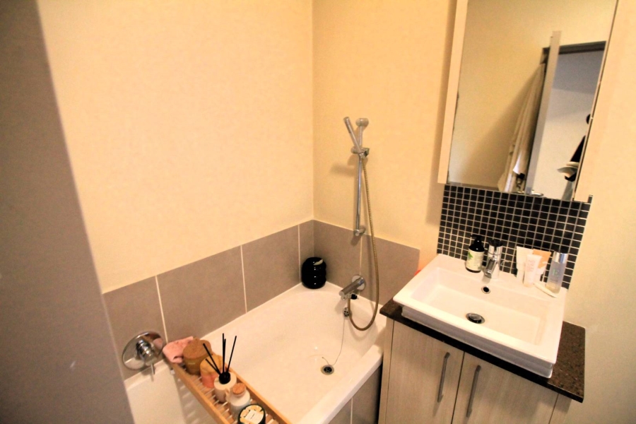 To Let 2 Bedroom Property for Rent in Lonehill Gauteng