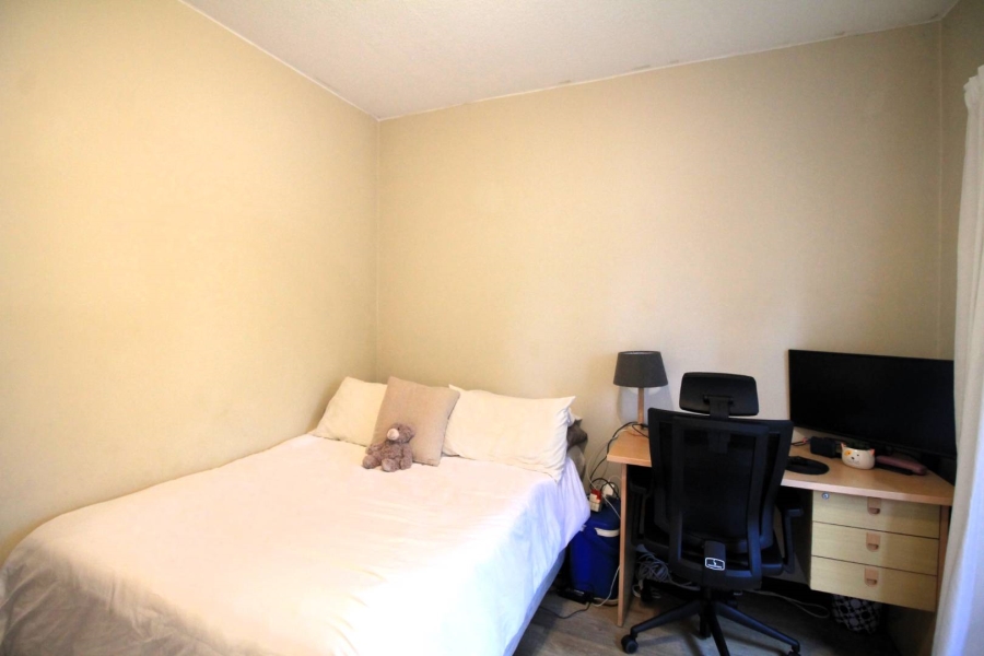 To Let 2 Bedroom Property for Rent in Lonehill Gauteng