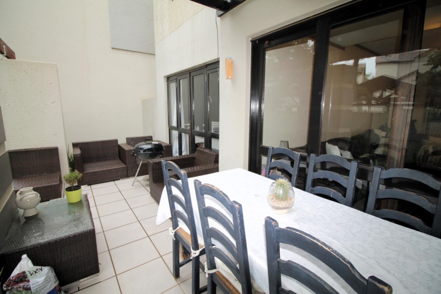 To Let 2 Bedroom Property for Rent in Lonehill Gauteng