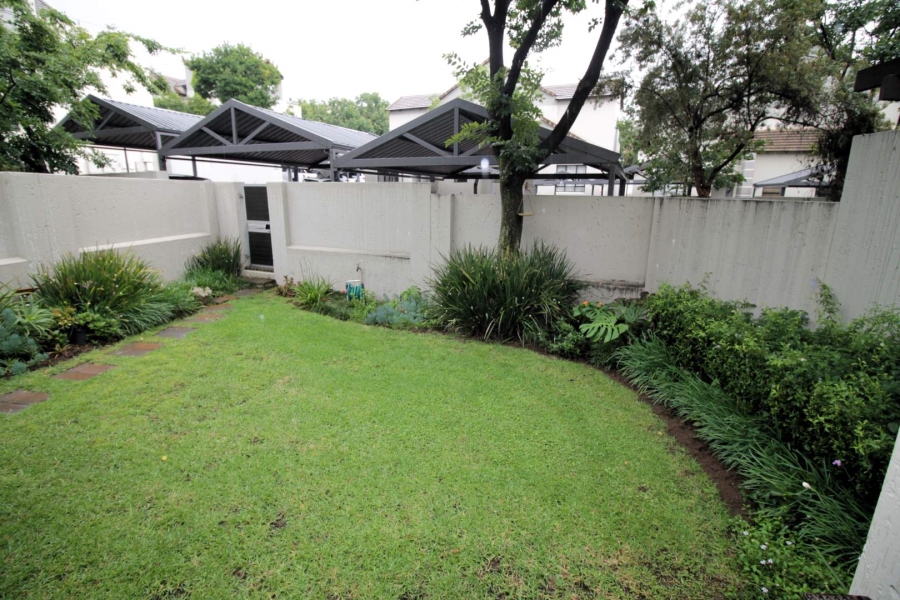 To Let 2 Bedroom Property for Rent in Lonehill Gauteng