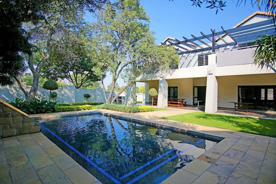 To Let 2 Bedroom Property for Rent in Lonehill Gauteng