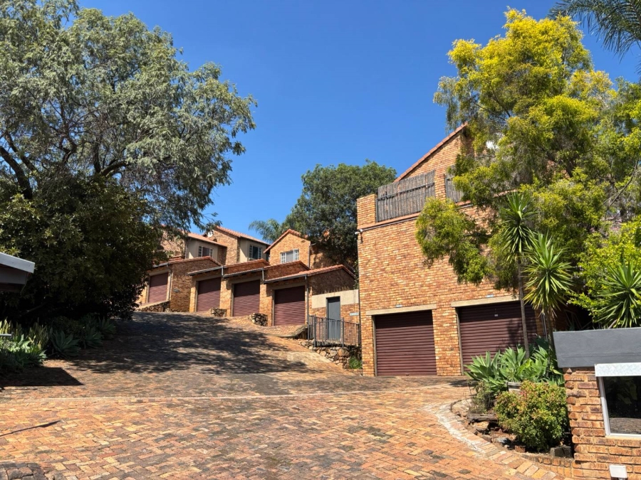 3 Bedroom Property for Sale in Murrayfield Gauteng