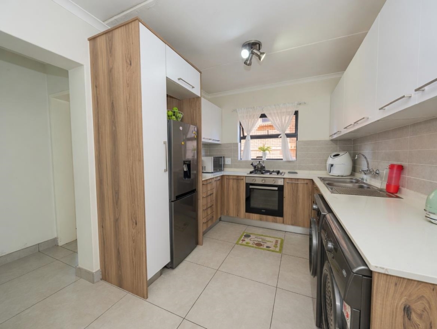 3 Bedroom Property for Sale in Founders Hill Gauteng