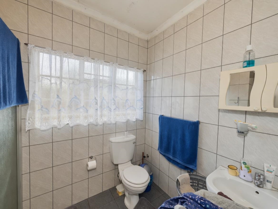 7 Bedroom Property for Sale in Birch Acres Gauteng