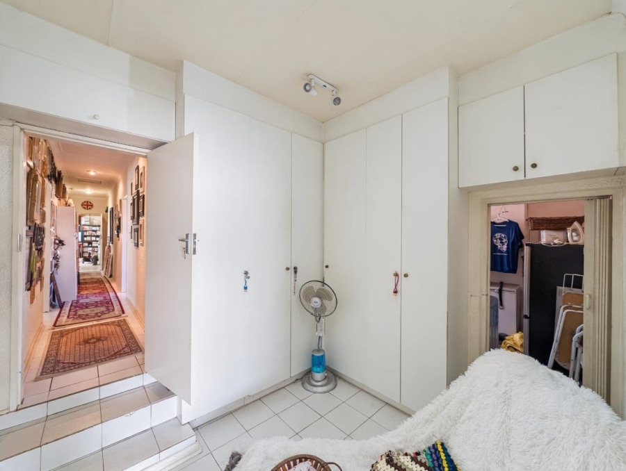 7 Bedroom Property for Sale in Birch Acres Gauteng