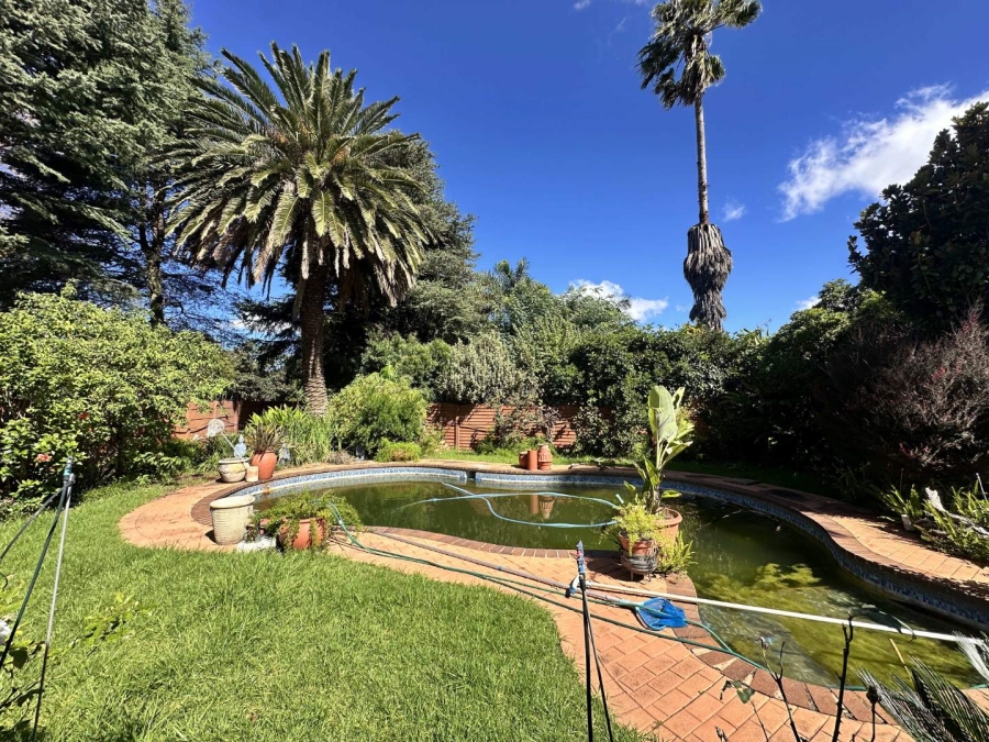 7 Bedroom Property for Sale in Birch Acres Gauteng