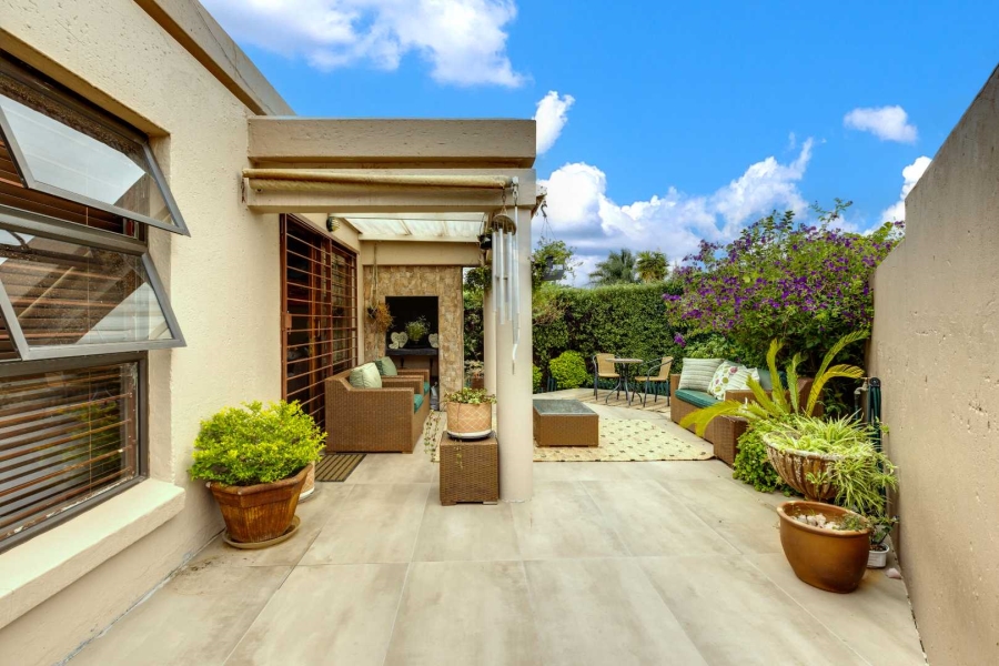 2 Bedroom Property for Sale in Radiokop Gauteng