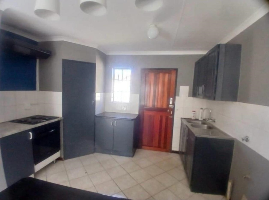 2 Bedroom Property for Sale in Theresa Park Gauteng