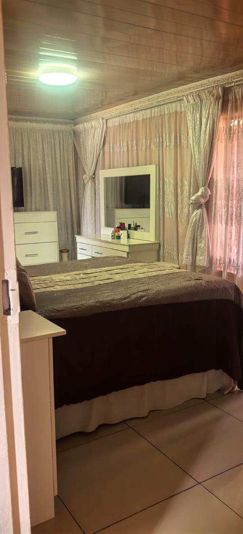 2 Bedroom Property for Sale in Soshanguve WW Gauteng