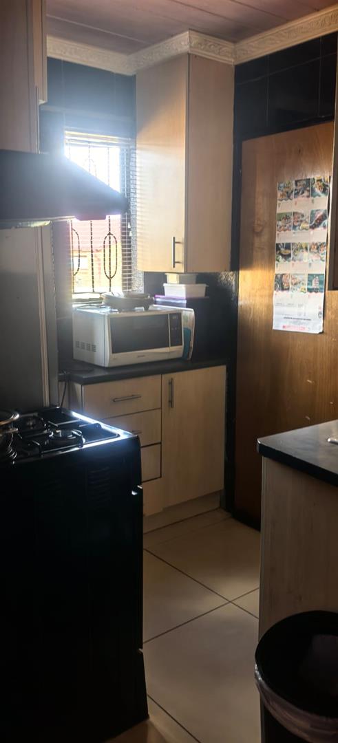 2 Bedroom Property for Sale in Soshanguve WW Gauteng