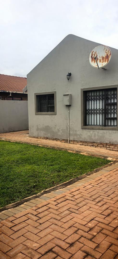 3 Bedroom Property for Sale in Soshanguve UU Gauteng