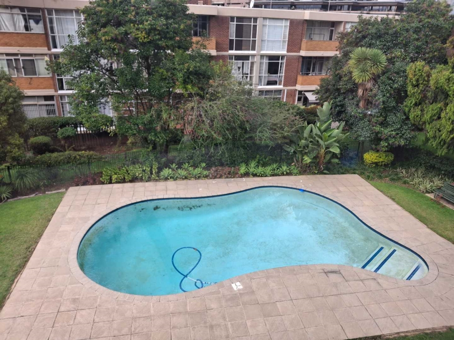 2 Bedroom Property for Sale in Sandton Central Gauteng