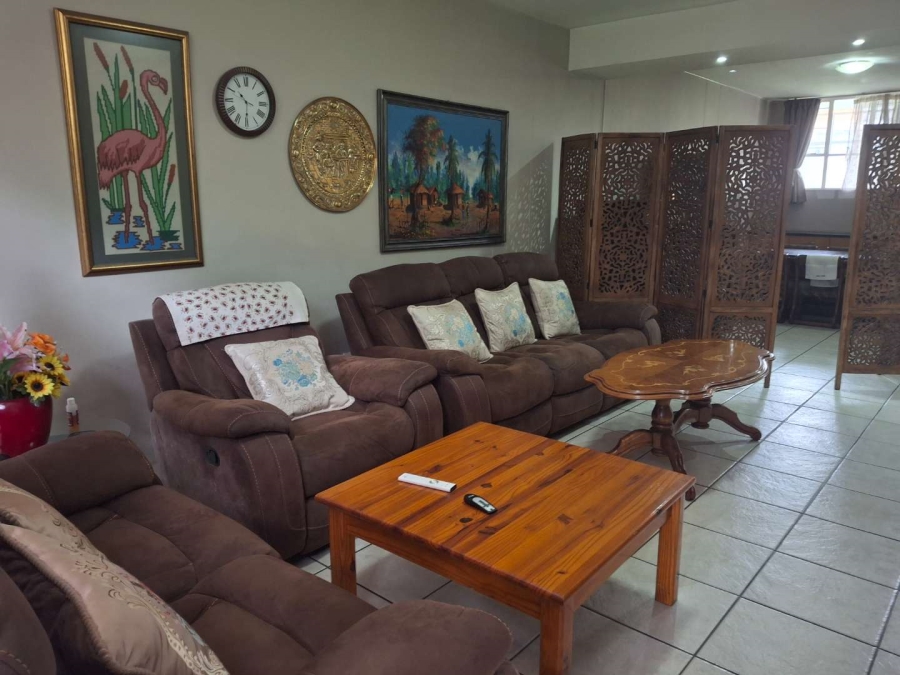 2 Bedroom Property for Sale in Sandton Central Gauteng