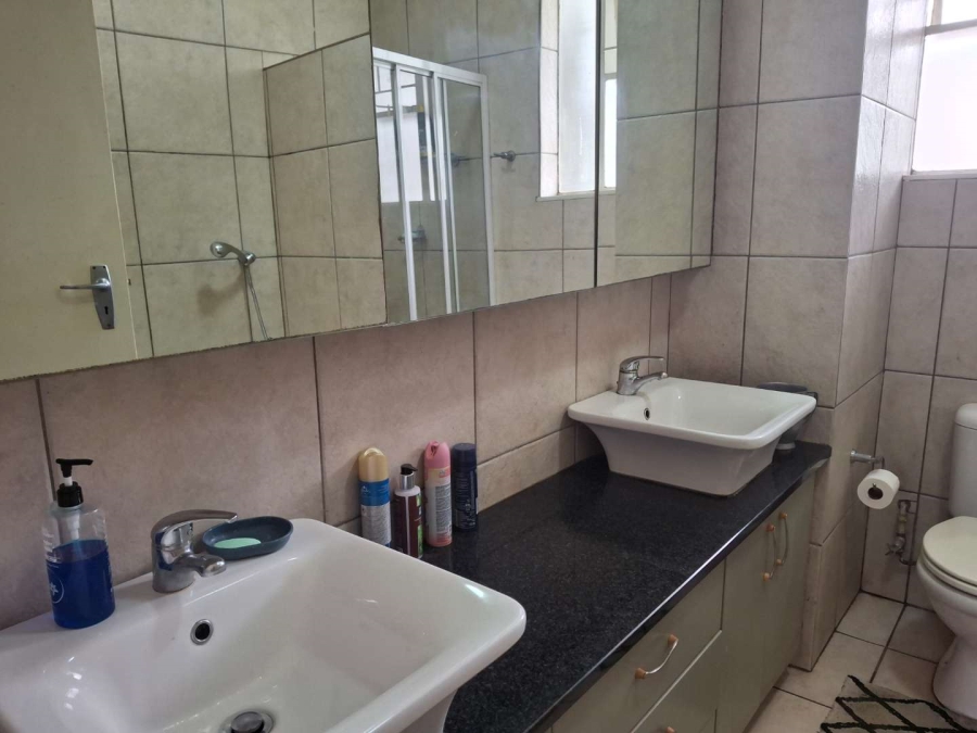 2 Bedroom Property for Sale in Sandton Central Gauteng