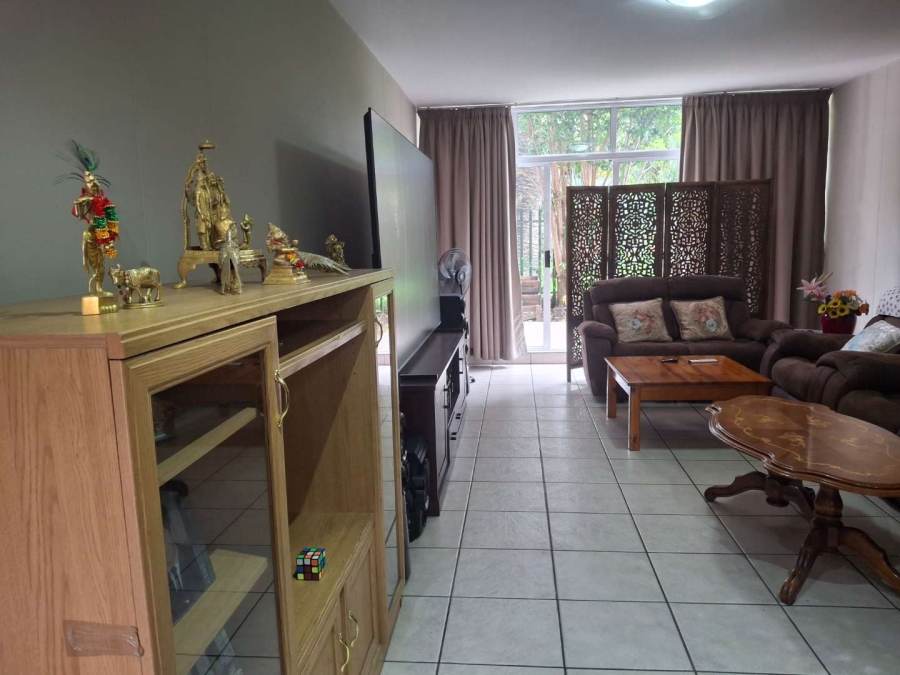 2 Bedroom Property for Sale in Sandton Central Gauteng