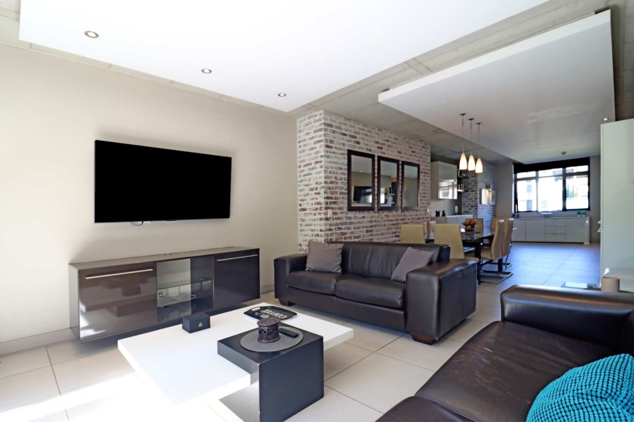 To Let 2 Bedroom Property for Rent in Melrose Arch Gauteng