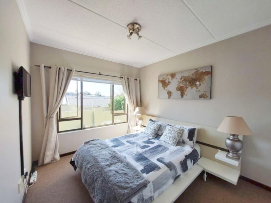 To Let 2 Bedroom Property for Rent in Bryanston Gauteng