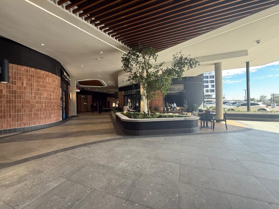 To Let Commercial Property for Rent in Glenadrienne Gauteng