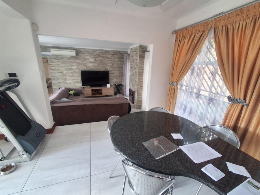 3 Bedroom Property for Sale in Glenvista Gauteng