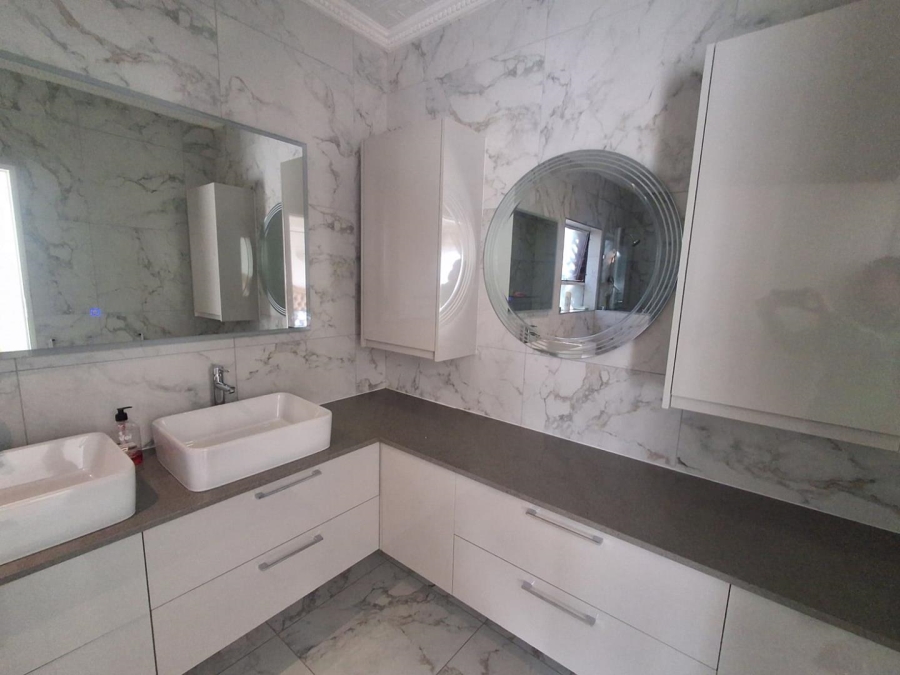 3 Bedroom Property for Sale in Glenvista Gauteng