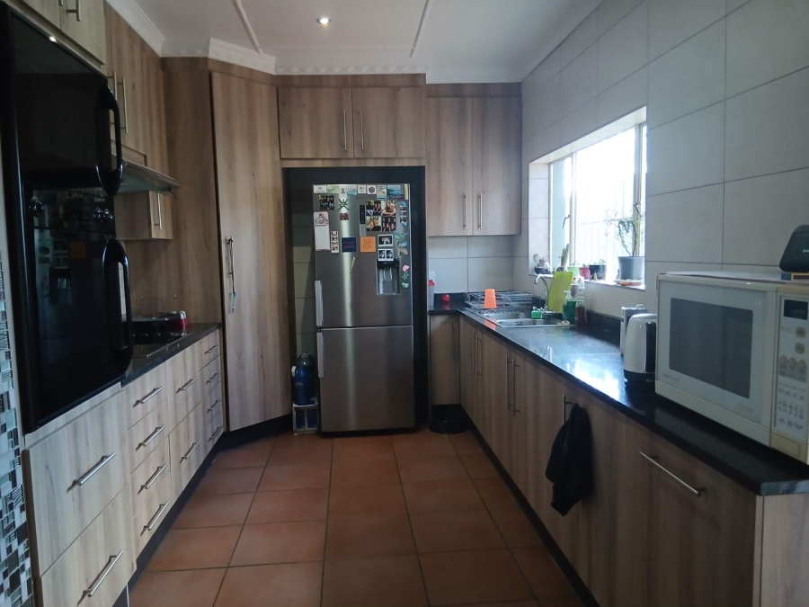 4 Bedroom Property for Sale in Homestead Gauteng