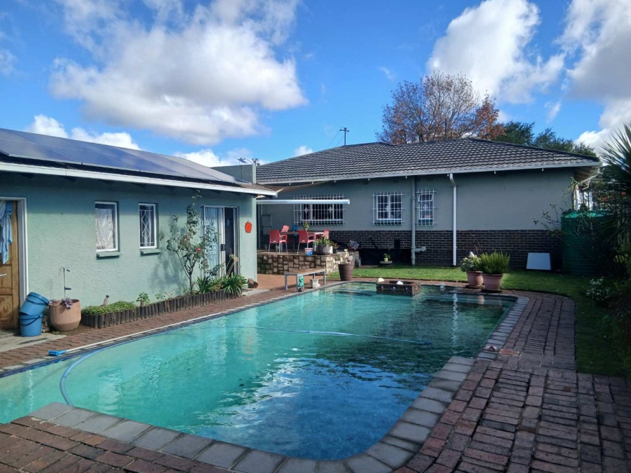 4 Bedroom Property for Sale in Homestead Gauteng