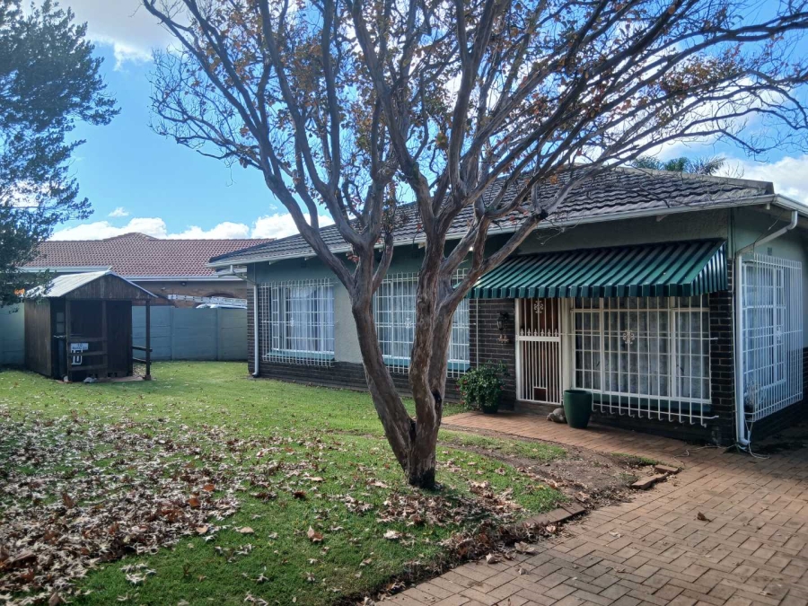 4 Bedroom Property for Sale in Homestead Gauteng