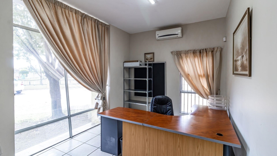Commercial Property for Sale in Brackenhurst Gauteng