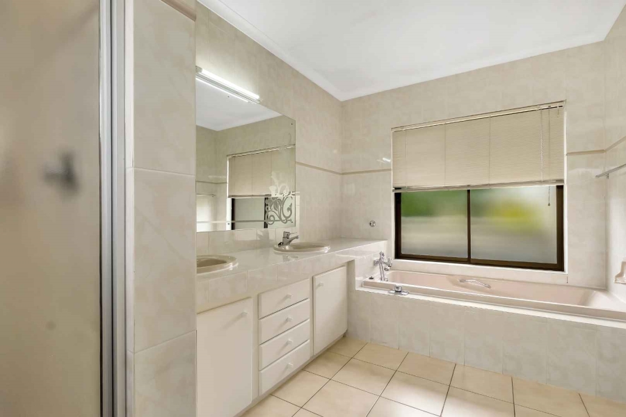 To Let 3 Bedroom Property for Rent in Dainfern Golf Estate Gauteng