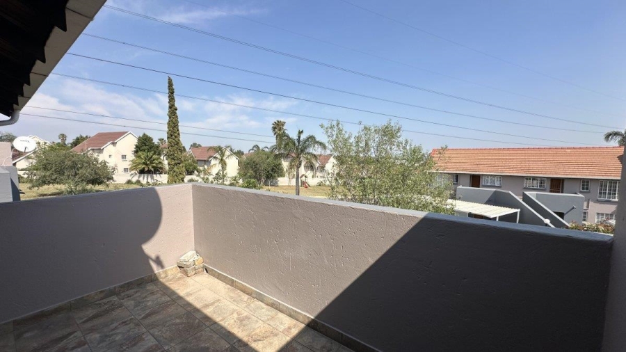 2 Bedroom Property for Sale in Edenvale Gauteng