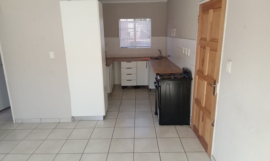 2 Bedroom Property for Sale in Wilgeheuwel Gauteng