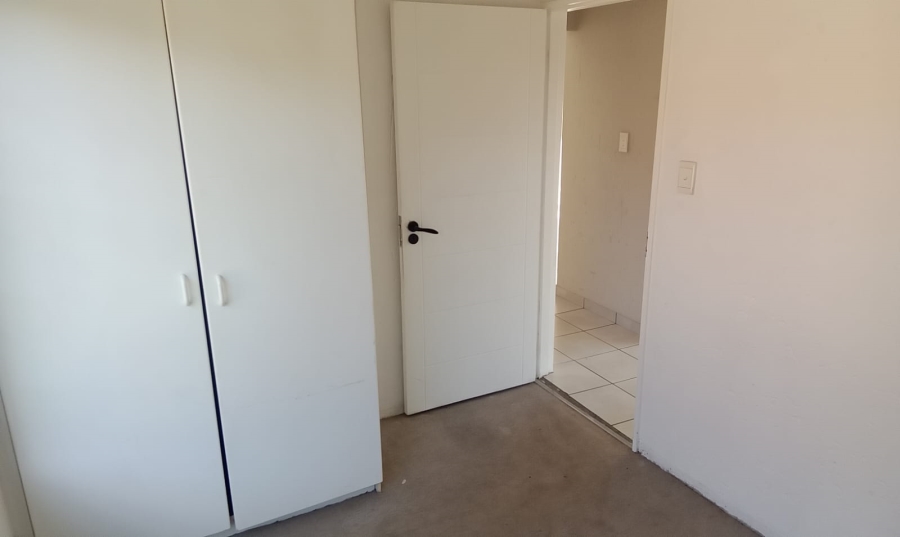 2 Bedroom Property for Sale in Wilgeheuwel Gauteng