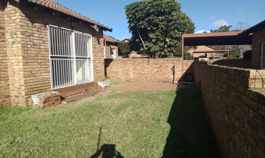 2 Bedroom Property for Sale in Wilgeheuwel Gauteng