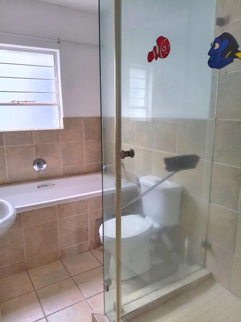 2 Bedroom Property for Sale in Bardene Gauteng