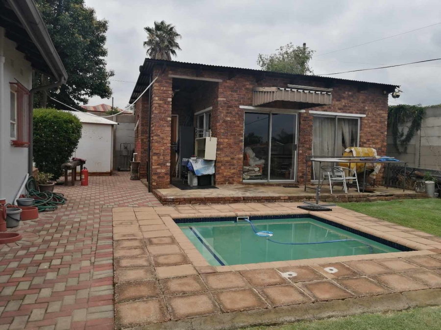 3 Bedroom Property for Sale in Elspark Gauteng