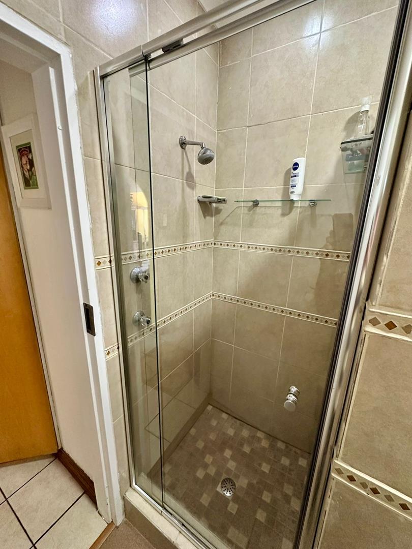 1 Bedroom Property for Sale in Buccleuch Gauteng