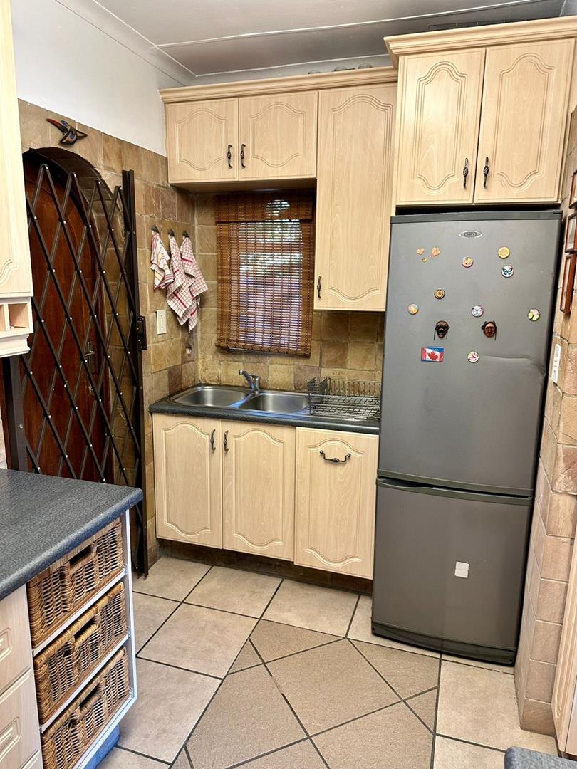 1 Bedroom Property for Sale in Buccleuch Gauteng