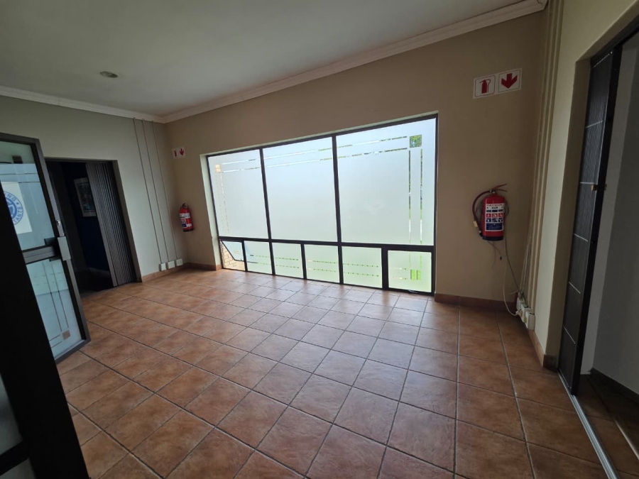To Let Commercial Property for Rent in Weltevreden Park Gauteng