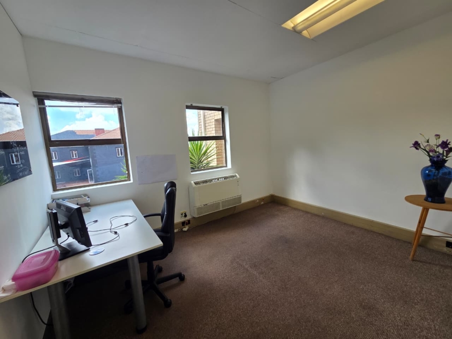 To Let Commercial Property for Rent in Weltevreden Park Gauteng