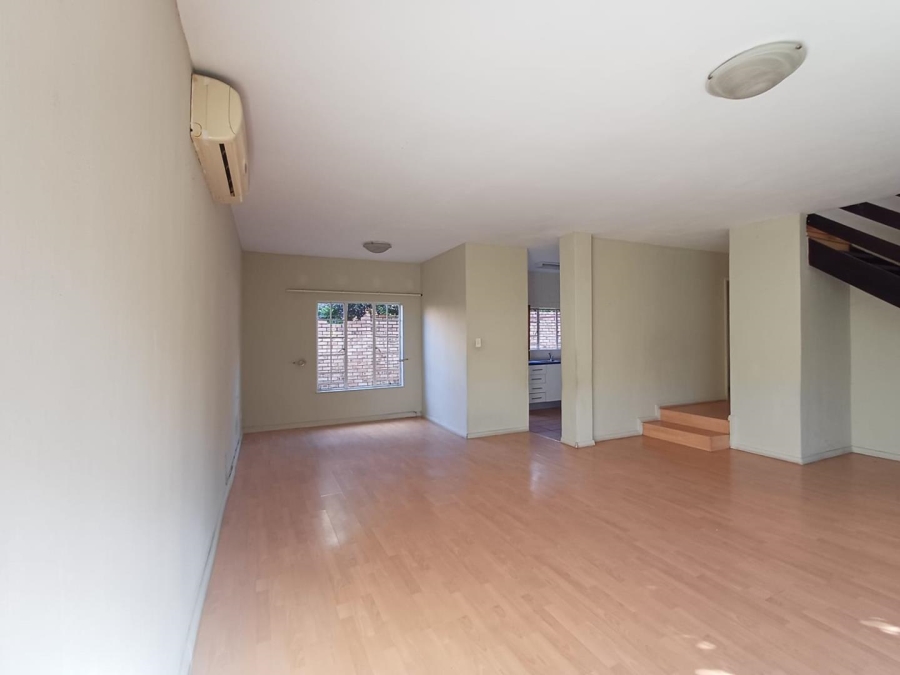 To Let 3 Bedroom Property for Rent in Bromhof Gauteng
