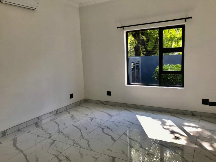 To Let 4 Bedroom Property for Rent in Fourways Gauteng