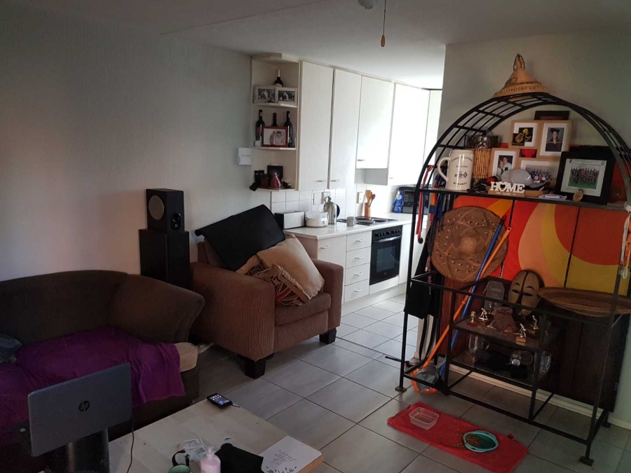 1 Bedroom Property for Sale in Sundowner Gauteng