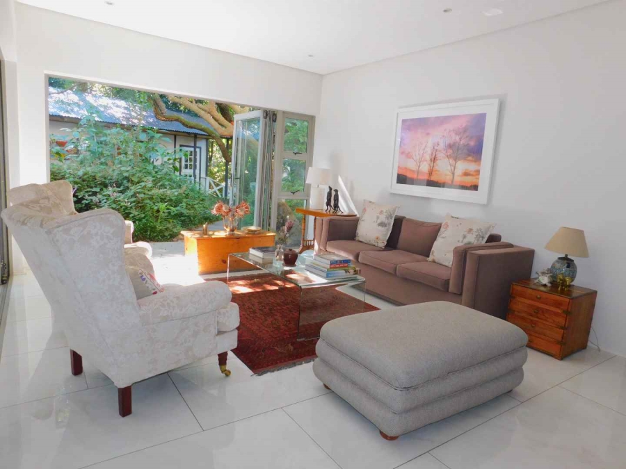 To Let 3 Bedroom Property for Rent in Benmore Gardens Gauteng