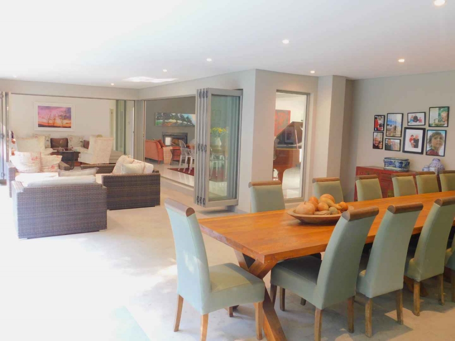To Let 3 Bedroom Property for Rent in Benmore Gardens Gauteng