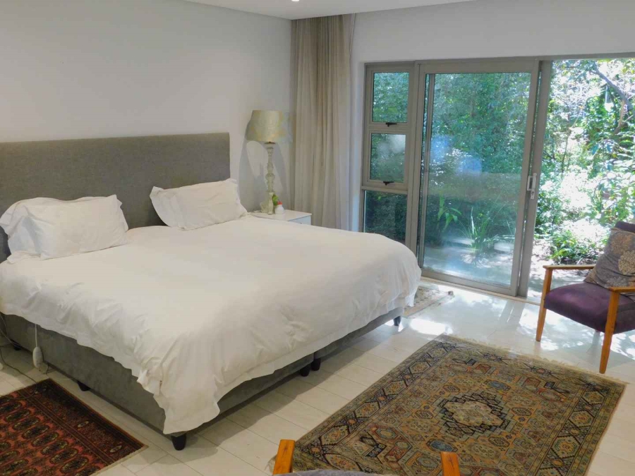 To Let 3 Bedroom Property for Rent in Benmore Gardens Gauteng